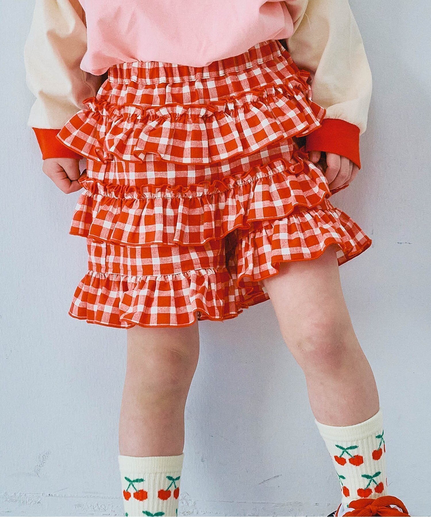 【エフオー オンラインストア/F.O.Online Store / KIDS】の先染めチェックのフリフリフリルパンツ リンク セットアップ可 大人の最旬トレンドファッション＆コーディネート founy(ファウニー) 　ファッション　Fashion　キッズファッション　Fashion for Kids　ボトムス　Bottoms　おすすめ　Recommended / Our Picks　ガーリー　Girly, Feminine Style　ギンガム　Gingham, Gingham Fabric　ショート　Short, Short Length　セットアップ　Set-Up, Coordinated Outfit　チェック　Check, Plaid, Tartan　トレンド　Trend, Trending Now　バランス　Balance, Style Balance　ビスチェ　Bustier, Corset Top　フリル　Frill, Ruffle　 other-1|ID: prp329100004992816 ipo3291000000037393417