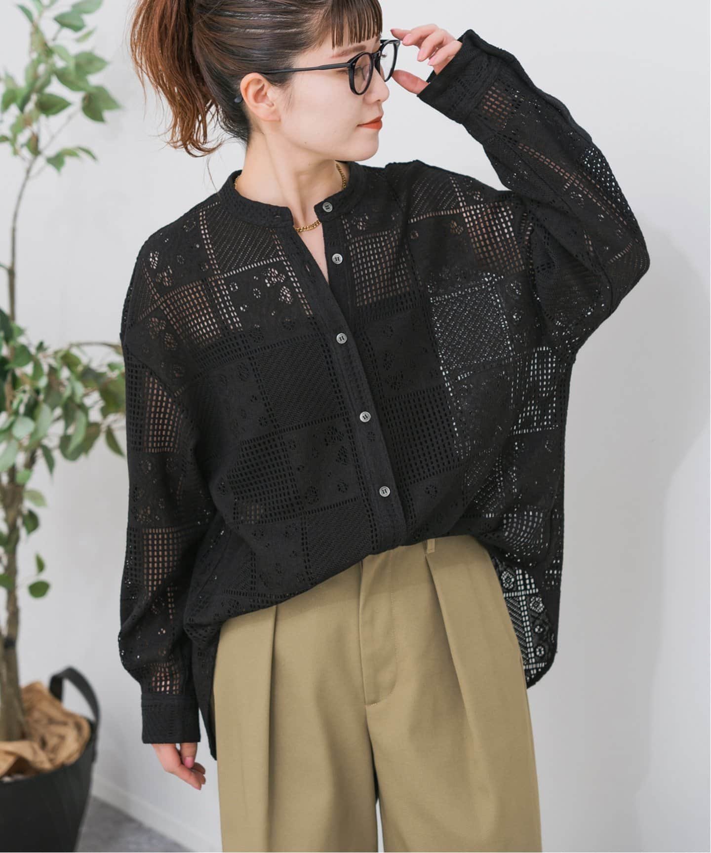 【スピック&スパン/Spick & Span】の《追加3》PEレースシャツ インテリア・キッズ・メンズ・レディースファッション・服の通販 founy(ファウニー) 　ファッション　Fashion　レディースファッション　Fashion for Women　トップス・カットソー　Cut & Sew Tops　シャツ・ブラウス・オフィスカジュアル　Elegant Blouses & Button-Ups　レース　Lace, Lace Fabric　再入荷　Restock / Back in Stock　秋　Autumn　ブラック|ID: prp329100004992902 ipo3291000000037394176