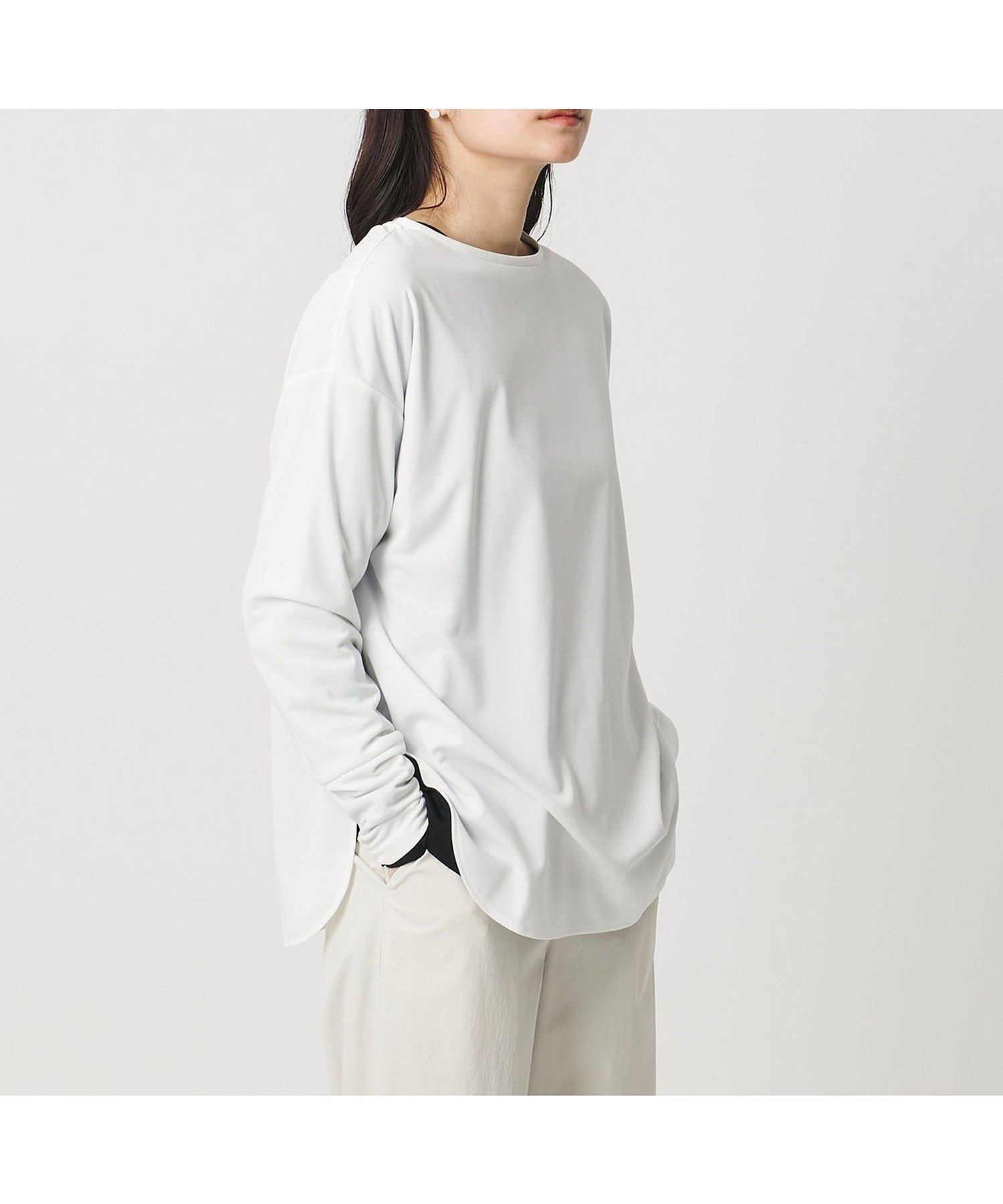 【ビューティ&ユース ユナイテッドアローズ/BEAUTY&YOUTH / UNITED ARROWS】のMARW UNITED ARROWS ラウンドヘム ロングスリーブ カットソー UVカット インテリア・キッズ・メンズ・レディースファッション・服の通販 founy(ファウニー) 　ファッション　Fashion　レディースファッション　Fashion for Women　トップス・カットソー　Cut & Sew Tops　カットソー・ベーシックTシャツ　Cut-and-Sewn Tops / Stretch Tees & Basics　カットソー　Cut and Sewn Top　シンプル　Simple, Minimal　スリーブ　Sleeve, Long Sleeve / Short Sleeve　人気　Popular, Best Seller　ポケット　Pocket, Pocket Detail　ロング　Long, Long-Length　ビジネス 仕事 通勤　Business / Work / Commuting　WHITE|ID: prp329100004992912 ipo3291000000037394301