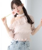 【ナイスクラップ/NICE CLAUP】の【ウォッシャブル】2WAYワンショルフリル半袖ブラウス 大人の最旬トレンドファッション＆コーディネート founy(ファウニー) ファッション Fashion レディースファッション Fashion for Women トップス・カットソー Cut & Sew Tops シャツ・ブラウス・オフィスカジュアル Elegant Blouses & Button-Ups おすすめ Recommended / Our Picks ウォッシャブル Machine Washable ガーリー Girly, Feminine Style デニム Denim, Jeans Material トレンド Trend, Trending Now フェミニン Feminine, Girly フリル Frill, Ruffle ペプラム Peplum, Flared Hem ミュール Mule, Backless Shoes リボン Ribbon, Bow 半袖 Short Sleeve, Half Sleeve 夏 Summer 春 Spring thumbnail ピンク|ID: prp329100004992919 ipo3291000000037394359