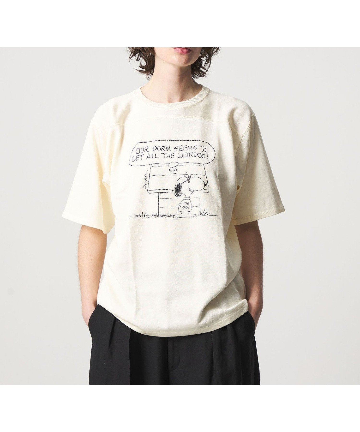 【ビューティ&ユース ユナイテッドアローズ/BEAUTY&YOUTH / UNITED ARROWS】の【別注】 Healthknit for 6 SNOOPY フットボール Tシャツ インテリア・キッズ・メンズ・レディースファッション・服の通販 founy(ファウニー) 　ファッション　Fashion　レディースファッション　Fashion for Women　トップス・カットソー　Cut & Sew Tops　ニット　Knit Tops & Sweaters　シャツ・ブラウス・オフィスカジュアル　Elegant Blouses & Button-Ups　ロングTシャツ・Tシャツ　Longline T-Shirts & Tees　ヴィンテージ　Vintage Style　クラシック　Classic, Timeless Style　コレクション　Collection, Seasonal Line　サングラス　Sunglasses, Shades　スペシャル　Special, Limited Edition　バランス　Balance, Style Balance　フィット　Fit, Slim Fit　フロント　Front, Front Design　プリント　Print, Printed Pattern　別注　Limited Edition, Custom Order　OFF WHITE|ID: prp329100004992928 ipo3291000000037394449