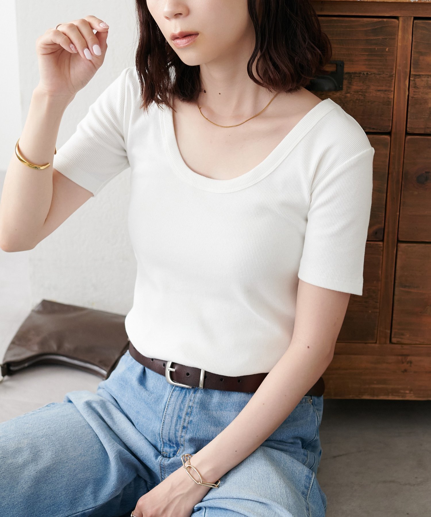 【ディスコート/Discoat】の【万能インナー♪/WEB限定】前後2WAYUネック半袖Tシャツ インテリア・キッズ・メンズ・レディースファッション・服の通販 founy(ファウニー) 　ファッション　Fashion　レディースファッション　Fashion for Women　トップス・カットソー　Cut & Sew Tops　シャツ・ブラウス・オフィスカジュアル　Elegant Blouses & Button-Ups　ロングTシャツ・Tシャツ　Longline T-Shirts & Tees　インナー　Innerwear　キャミワンピース　Cami Dress, Slip Dress　サロペット　Overalls, Salopette　スラックス　Slacks, Dress Pants　フィット　Fit, Slim Fit　ワイド　Wide, Wide Fit　半袖　Short Sleeve, Half Sleeve　ホワイト|ID: prp329100004992939 ipo3291000000037394523