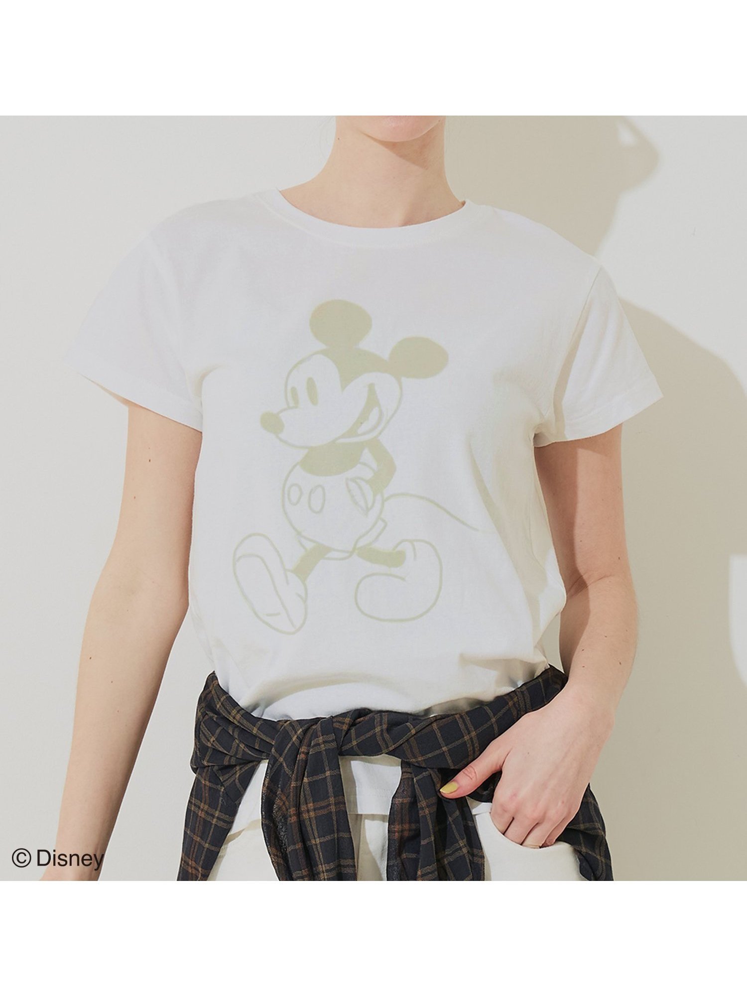 【コカ/COCA】の【ディズニー】ウォッシュドTシャツ インテリア・キッズ・メンズ・レディースファッション・服の通販 founy(ファウニー) 　ファッション　Fashion　レディースファッション　Fashion for Women　トップス・カットソー　Cut & Sew Tops　シャツ・ブラウス・オフィスカジュアル　Elegant Blouses & Button-Ups　ロングTシャツ・Tシャツ　Longline T-Shirts & Tees　ウォッシュ　Washed Finish　カーゴパンツ　Cargo Pants, Utility Pants　キャラクター　Character, Licensed Characters　デニム　Denim, Jeans Material　フロント　Front, Front Design　プリント　Print, Printed Pattern　ベーシック　Basic, Essential　ポケット　Pocket, Pocket Detail　半袖　Short Sleeve, Half Sleeve　2026年　2026　2026春夏・S/S　Spring/Summer 2026 SS26　C|ID: prp329100004992944 ipo3291000000037394567