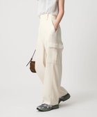 【ユナイテッドアローズ/UNITED ARROWS】のポリエステル カーゴスラックス ワイドパンツ 防シワ 大人の最旬トレンドファッション＆コーディネート founy(ファウニー) ファッション Fashion レディースファッション Fashion for Women パンツ Pants & Trousers カーゴパンツ Cargo Pants, Utility Pants スウェット / スエット Sweatshirt, Sweatwear センター Center, Center Line フィット Fit, Slim Fit リブニット Rib Knit, Ribbed Knit ループ Loop, Loop Knit ワイド Wide, Wide Fit アウトレット Outlet / Clearance エレガント 上品 Elegant thumbnail OFF WHITE|ID: prp329100004993112 ipo3291000000037396094