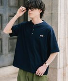 【ロッキーモンロー/Rocky Monroe】のPENNEYS 別注コラボ FOXワッペン鹿の子ヘンリーネック半袖Tシャツ 大人の最旬トレンドファッション＆コーディネート founy(ファウニー) ファッション Fashion レディースファッション Fashion for Women トップス・カットソー Cut & Sew Tops シャツ・ブラウス・オフィスカジュアル Elegant Blouses & Button-Ups ロングTシャツ・Tシャツ Longline T-Shirts & Tees アウトドア Outdoor Clothing インナー Innerwear カットソー Cut and Sewn Top コラボ Collaboration, Collab 鹿の子 Piqué, Kanoko Fabric ショルダー Shoulder, Shoulder Strap シンプル Simple, Minimal デニム Denim, Jeans Material トレンド Trend, Trending Now ドロップ Drop Shoulder, Dropped Style バランス Balance, Style Balance 別注 Limited Edition, Custom Order 半袖 Short Sleeve, Half Sleeve メンズ Men's, Menswear リラックス Relax, Relaxed Fit ワイド Wide, Wide Fit ワンポイント One Point, Statement Accent 再入荷 Restock / Back in Stock おすすめ Recommended / Our Picks エレガント 上品 Elegant thumbnail ネイビー|ID: prp329100004993512 ipo3291000000037399481