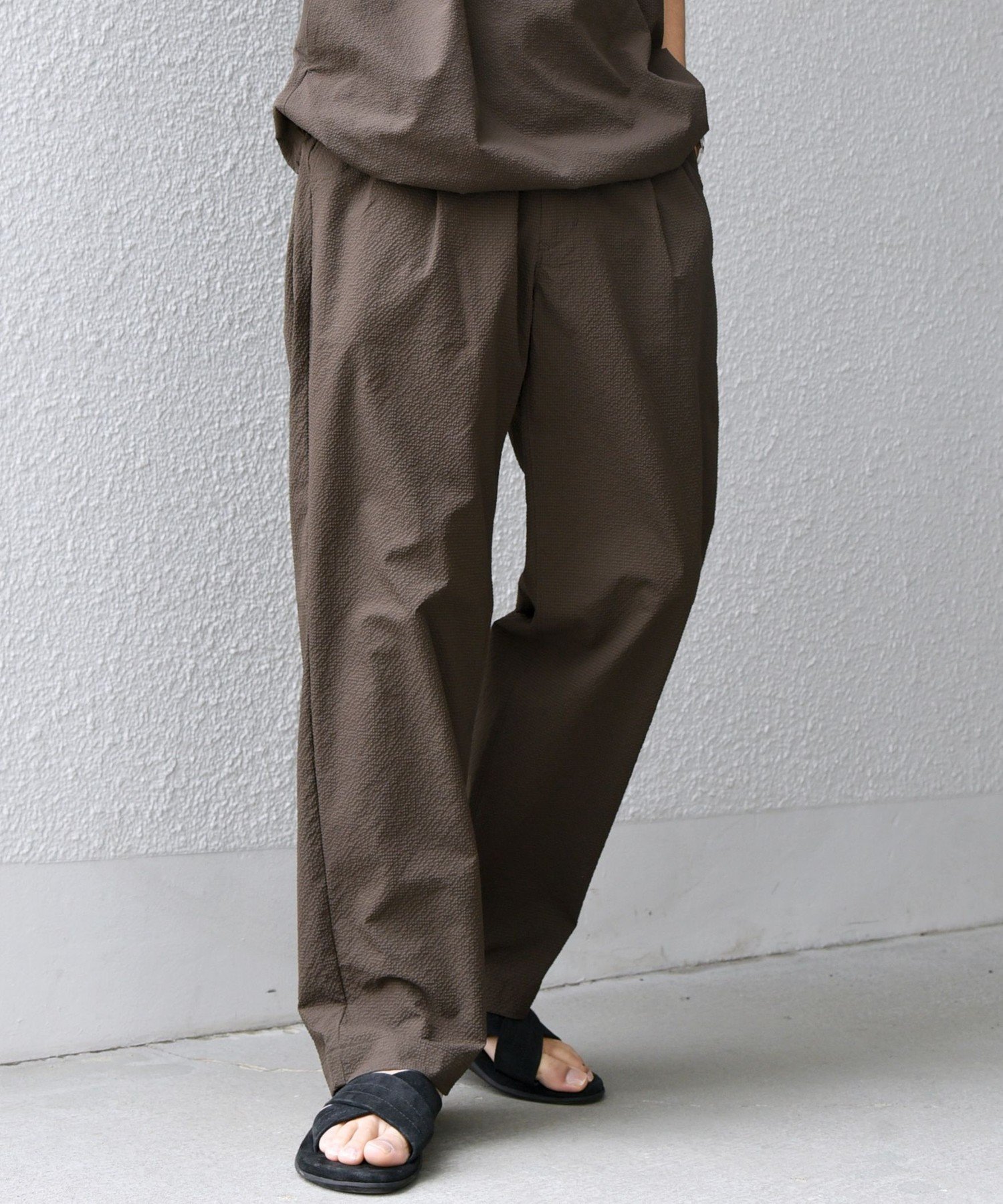 【シップス/SHIPS / MEN】のSHIPS any 撥水/軽量/ストレッチ SOLOTEX シアサッカー セミワイド イージーパンツ(セットアップ対応)25SS インテリア・キッズ・メンズ・レディースファッション・服の通販 founy(ファウニー) ファッション Fashion メンズファッション Fashion for Men ボトムス Bottoms 春 Spring カットソー Cut and Sewn Top 軽量 Lightweight, Ultra Light シャーリング Shirring, Ruched ストレッチ Stretch, Stretchy Fabric セットアップ Set-Up, Coordinated Outfit ポケット Pocket, Pocket Detail ワイド Wide, Wide Fit おすすめ Recommended / Our Picks 夏 Summer 2025年 2025 2025春夏・S/S Spring/Summer 2025 SS25 ブラウン|ID: prp329100004993515 ipo3291000000037399501