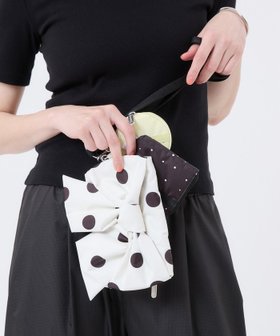 【レスポートサック/LeSportsac】の【公式】レスポートサック ポーチ 2065FB85 LeSportsac 大人の最旬トレンドファッション＆コーディネート founy(ファウニー) ファッション Fashion レディースファッション Fashion for Women ポーチ&ミニバッグ Pouches & Mini Bags スポーツウェア Functional & Stylish Sportswear スポーツバッグ・ジム用ポーチ・バックパック Gym Bag / Sports Backpack / Pouch for Training アクセサリー Fashion Accessories イエロー Yellow クッション Cushion, Throw Pillow コレクション Collection, Seasonal Line サテン Satin, Glossy Fabric シルバー Silver, Metallic Silver スマート Smart, Elegant ドット Polka Dot, Dot Pattern ポケット Pocket, Pocket Detail ポーチ Pouch, Small Case 無地 Plain, Solid Color リップ Lip, Lip Motif リボン Ribbon, Bow スマホショルダーバッグ Smartphone Shoulder Bag |ID:prp329100004993544
