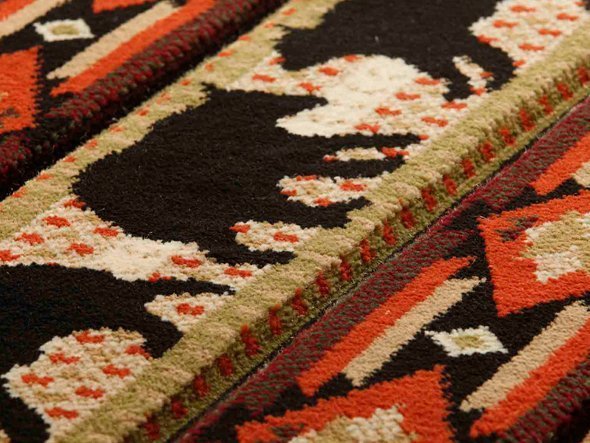 【フライミーパーラー/FLYMEe Parlor / GOODS】のRUG / ラグ e20034 インテリア・キッズ・メンズ・レディースファッション・服の通販 founy(ファニー) 　送料無料　Free Shipping　ホーム・キャンプ・アウトドア・お取り寄せ　Home Living / Home & Lifestyle / Camping Gear / Outdoor Camping　家具・インテリア　Home Furniture & Interior. Stylish & Functional Living Spaces　その他 インテリア雑貨、家具　Home Decor & Furniture Extras　ハンドカービング加工が施されており、立体感のあるデザインが特長です。|ID: prp329100000000705 ipo3291000000030220564