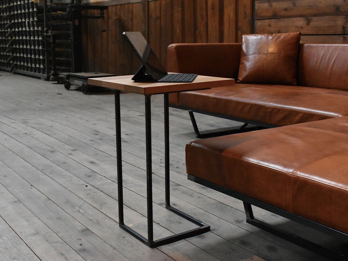 【杉山製作所/Sugiyama Seisakusho / GOODS】のKUROTETSU SUMI SIDE TABLE / クロテツ スミ サイドテーブル(木天板) 人気、トレンドファッション・服の通販 founy(ファニー) 　送料無料　Free Shipping　おすすめ　Recommend　クール　Cool　シンプル　Simple　スクエア　Square　テーブル　Table　フレーム　Flame　ホーム・キャンプ・アウトドア・お取り寄せ　Home,Garden,Outdoor,Camping Gear　家具・インテリア　Furniture　テーブル　Table　サイドテーブル・小テーブル　Side Table/Small Table　other-3|ID: prp329100000000825 ipo3291000000031530783