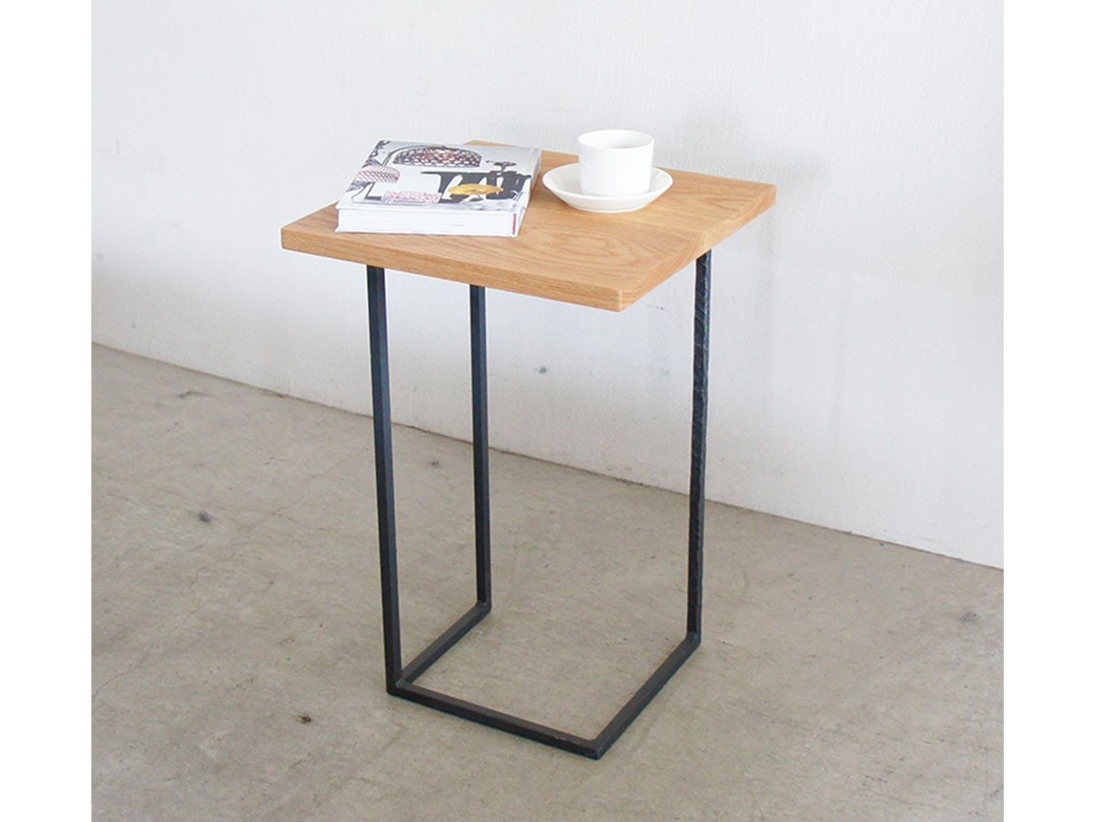 【杉山製作所/Sugiyama Seisakusho / GOODS】のKUROTETSU SUMI SIDE TABLE / クロテツ スミ サイドテーブル(木天板) 人気、トレンドファッション・服の通販 founy(ファニー) 　送料無料　Free Shipping　おすすめ　Recommend　クール　Cool　シンプル　Simple　スクエア　Square　テーブル　Table　フレーム　Flame　ホーム・キャンプ・アウトドア・お取り寄せ　Home,Garden,Outdoor,Camping Gear　家具・インテリア　Furniture　テーブル　Table　サイドテーブル・小テーブル　Side Table/Small Table　other-6|ID: prp329100000000825 ipo3291000000031530787