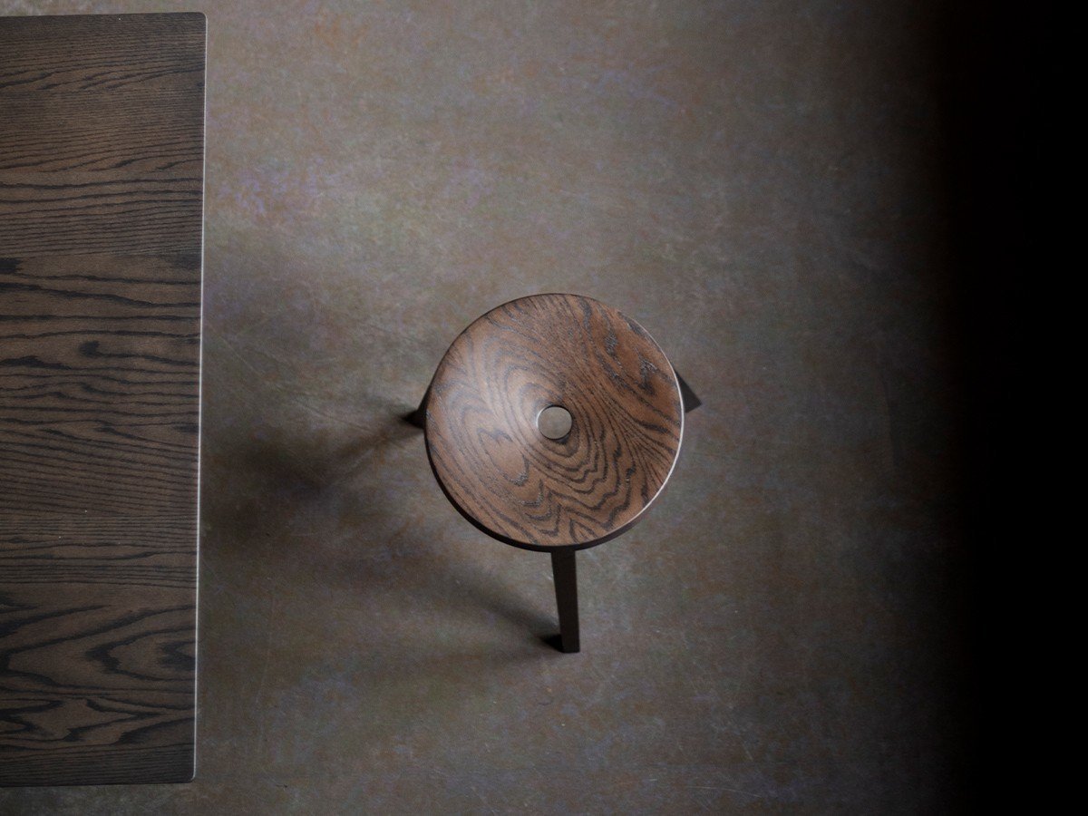 【アリアケ/ARIAKE / GOODS】のDovetail Stool 4 Legs / ダブテイル スツール(4本脚) インテリア・キッズ・メンズ・レディースファッション・服の通販 founy(ファニー) 　送料無料　Free Shipping　ホーム・キャンプ・アウトドア・お取り寄せ　Home Living / Home & Lifestyle / Camping Gear / Outdoor Camping　家具・インテリア　Home Furniture & Interior. Stylish & Functional Living Spaces　チェア・椅子　Seating & Chairs　スツール・バースツール　Stools & Bar Stools　参考イメージ|ID: prp329100000000856 ipo3291000000035229896