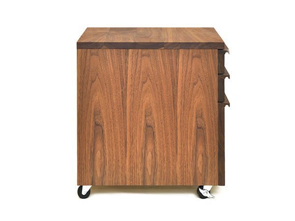 【リアルスタイル/REAL STYLE / GOODS】のREPRLY wagon / executive wagon / リプリー ワゴン / エグゼクティブ ワゴン インテリア・キッズ・メンズ・レディースファッション・服の通販 founy(ファニー) 送料無料 Free Shipping デスク Desk, Work Desk ホーム・キャンプ・アウトドア・お取り寄せ Home Living / Home & Lifestyle / Camping Gear / Outdoor Camping 家具・インテリア Home Furniture & Interior. Stylish & Functional Living Spaces デスク・机 Study & Work Desks デスクワゴン・サイドワゴン Mobile Pedestal /Office Cart ウッド:ウォールナット、タイプ:ワゴン(奥行45cm)|ID: prp329100000000963 ipo3291000000036840991