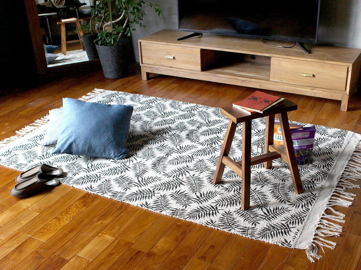 【アデペシュ/a.depeche / GOODS】のroll tufted rug 2117 LEAF / ロールタフトラグ 2117 リーフ 人気、トレンドファッション・服の通販 founy(ファニー) 　送料無料　Free Shipping　リーフ　Leaf　夏　Summer　春　Spring　S/S・春夏　Ss・Spring/Summer　A/W・秋冬　Aw・Autumn/Winter・Fw・Fall-Winter　ホーム・キャンプ・アウトドア・お取り寄せ　Home,Garden,Outdoor,Camping Gear　家具・インテリア　Furniture　その他 インテリア雑貨、家具　Furniture, Interior, Others　other-3|ID: prp329100000000967 ipo3291000000031538702