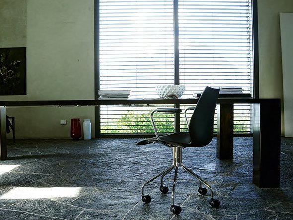 【カルテル/Kartell / GOODS】のMAUI / マウイアームキャスター インテリア・キッズ・メンズ・レディースファッション・服の通販 founy(ファニー) 送料無料 Free Shipping エレガント 上品 Elegant フレーム Frame, Outline ホーム・キャンプ・アウトドア・お取り寄せ Home Living / Home & Lifestyle / Camping Gear / Outdoor Camping 家具・インテリア Home Furniture & Interior. Stylish & Functional Living Spaces チェア・椅子 Seating & Chairs オフィスチェア・在宅ワーク用チェア Office & Desk Chairs アンスラサイト|ID: prp329100000001011 ipo3291000000034888072