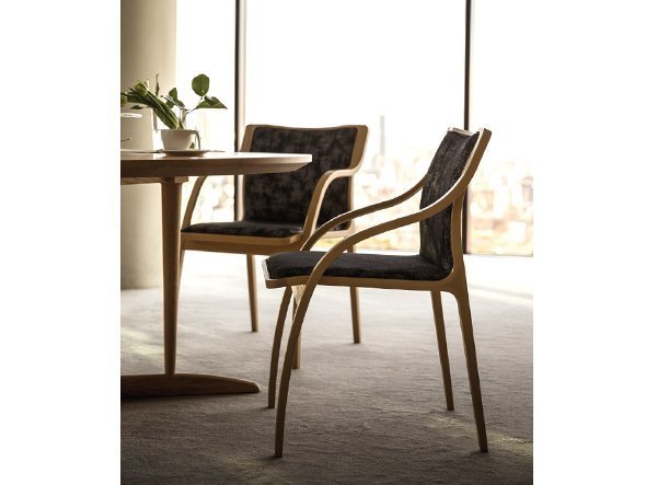 【冨士ファニチア/FUJI FURNITURE / GOODS】のScandinavia modern Arm Chair / スカンジナビア モダン アームチェア インテリア・キッズ・メンズ・レディースファッション・服の通販 founy(ファニー) 　送料無料　Free Shipping　フォルム　Silhouette, Form　モダン　Modern, Contemporary　ホーム・キャンプ・アウトドア・お取り寄せ　Home Living / Home & Lifestyle / Camping Gear / Outdoor Camping　家具・インテリア　Home Furniture & Interior. Stylish & Functional Living Spaces　チェア・椅子　Seating & Chairs　ダイニングチェア・木製チェア　Dining Chairs　ホーム・キャンプ・アウトドア・お取り寄せ　Home Living / Home & Lifestyle / Camping Gear / Outdoor Camping　家具・インテリア　Home Furniture & Interior. Stylish & Functional Living Spaces　チェア・椅子　Seating & Chairs　アームチェア・アクセントチェア　Armchairs & Accent Chairs　奥が本商品、手前はタイプ違いの「セミアーム」です。|ID: prp329100000001031 ipo3291000000034595420