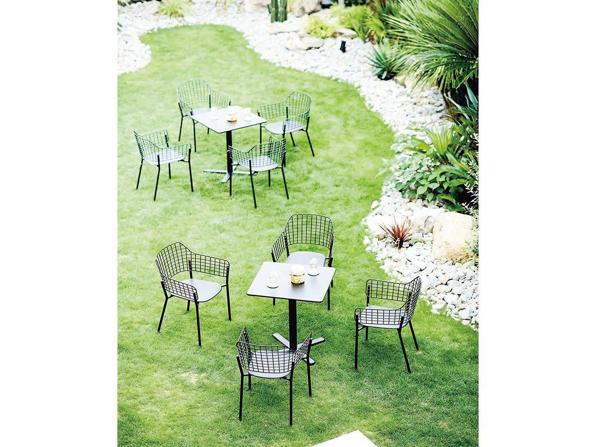 【エムエム/emuemu / GOODS】のDarwin Round Table / ダーウィン ラウンドテーブル インテリア・キッズ・メンズ・レディースファッション・服の通販 founy(ファニー) 　送料無料　Free Shipping　イタリア　Italy　エレガント 上品　Elegant　ガーデン　Garden, Gardening　テーブル　Table, Dining Table　モダン　Modern, Contemporary　ラウンド　Round, Round Neck　ホーム・キャンプ・アウトドア・お取り寄せ　Home Living / Home & Lifestyle / Camping Gear / Outdoor Camping　家具・インテリア　Home Furniture & Interior. Stylish & Functional Living Spaces　テーブル　Dining, Coffee & Side Tables　カフェテーブル・丸型テーブル　Cafe & Bistro Tables　参考イメージ|ID: prp329100000001110 ipo3291000000036861145