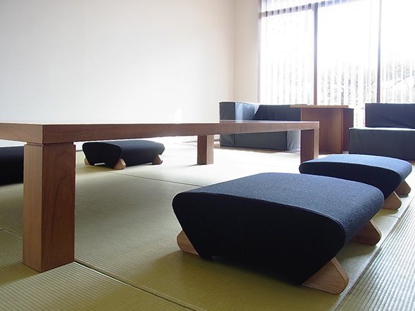 【モナ ディー/Mona.Dee / GOODS】のWAS-F / WAS フロアスツール インテリア・キッズ・メンズ・レディースファッション・服の通販 founy(ファニー) 　送料無料　Free Shipping　クッション　Cushion, Throw Pillow　テーブル　Table, Dining Table　ホーム・キャンプ・アウトドア・お取り寄せ　Home Living / Home & Lifestyle / Camping Gear / Outdoor Camping　家具・インテリア　Home Furniture & Interior. Stylish & Functional Living Spaces　チェア・椅子　Seating & Chairs　スツール・バースツール　Stools & Bar Stools　ホーム・キャンプ・アウトドア・お取り寄せ　Home Living / Home & Lifestyle / Camping Gear / Outdoor Camping　家具・インテリア　Home Furniture & Interior. Stylish & Functional Living Spaces　チェア・椅子　Seating & Chairs　ローチェア・和風座椅子　Floor & Low Chairs　座面高が低いため座卓やローテーブルと合わせてお使いいただけます。|ID: prp329100000001548 ipo3291000000034854409