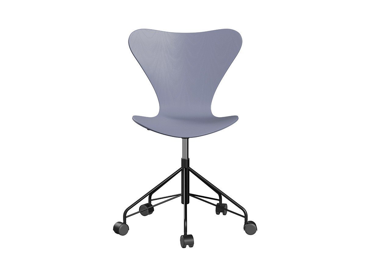 【フリッツ ハンセン/FRITZ HANSEN / GOODS】のSERIES 7 / セブンチェア キャスター付き回転ベース 3117 インテリア・キッズ・メンズ・レディースファッション・服の通販 founy(ファニー) 　ウッド　Wooden Design　キャップ　Cap, Baseball Cap　シェイプ　Shape, Slim Fit　シルク　Silk, 100% Silk　フォルム　Silhouette, Form　送料無料　Free Shipping　おすすめ　Recommended / Our Picks　ホーム・キャンプ・アウトドア・お取り寄せ　Home Living / Home & Lifestyle / Camping Gear / Outdoor Camping　家具・インテリア　Home Furniture & Interior. Stylish & Functional Living Spaces　チェア・椅子　Seating & Chairs　オフィスチェア・在宅ワーク用チェア　Office & Desk Chairs　シェル:カラードアッシュ / ラベンダーブル、脚部:ブラック、キャスターキャップ:ブラック|ID: prp329100000001582 ipo3291000000034365764