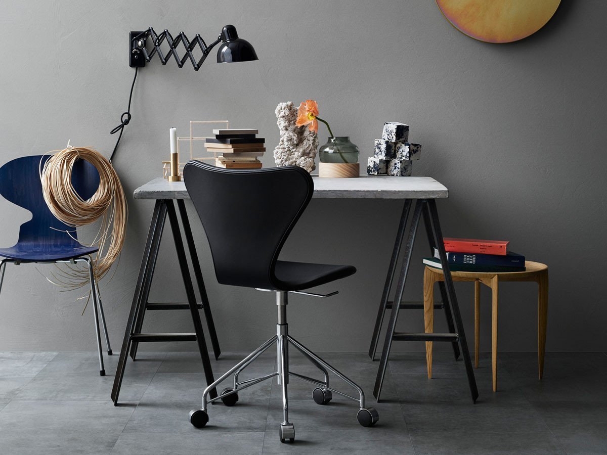 【フリッツ ハンセン/FRITZ HANSEN / GOODS】のSERIES 7 / セブンチェア キャスター付き回転ベース 3117 インテリア・キッズ・メンズ・レディースファッション・服の通販 founy(ファニー) 　ウッド　Wooden Design　キャップ　Cap, Baseball Cap　シェイプ　Shape, Slim Fit　シルク　Silk, 100% Silk　フォルム　Silhouette, Form　送料無料　Free Shipping　おすすめ　Recommended / Our Picks　ホーム・キャンプ・アウトドア・お取り寄せ　Home Living / Home & Lifestyle / Camping Gear / Outdoor Camping　家具・インテリア　Home Furniture & Interior. Stylish & Functional Living Spaces　チェア・椅子　Seating & Chairs　オフィスチェア・在宅ワーク用チェア　Office & Desk Chairs　参考イメージ|ID: prp329100000001582 ipo3291000000034365765