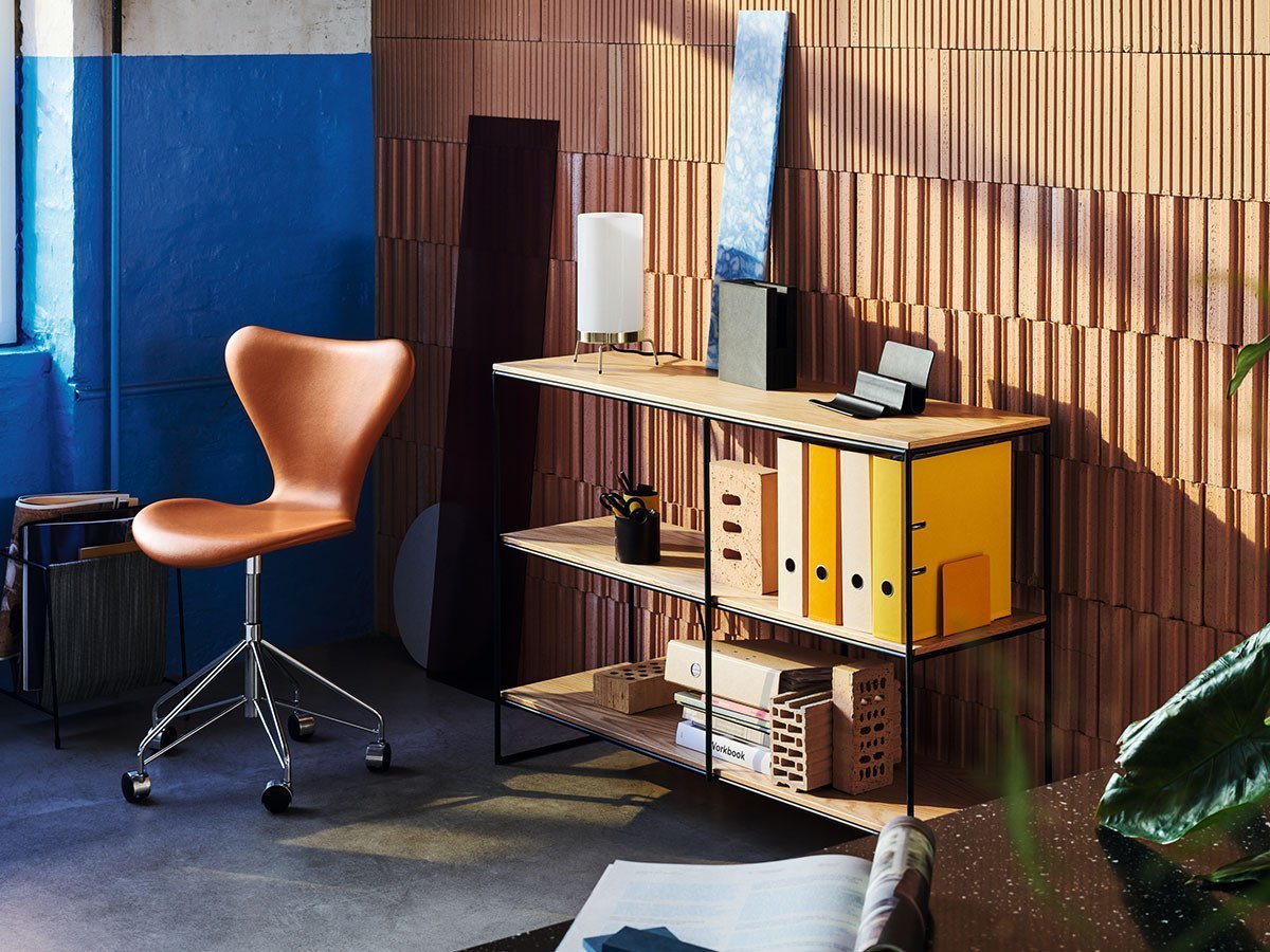 【フリッツ ハンセン/FRITZ HANSEN / GOODS】のSERIES 7 / セブンチェア キャスター付き回転ベース 3117 インテリア・キッズ・メンズ・レディースファッション・服の通販 founy(ファニー) 　ウッド　Wooden Design　キャップ　Cap, Baseball Cap　シェイプ　Shape, Slim Fit　シルク　Silk, 100% Silk　フォルム　Silhouette, Form　送料無料　Free Shipping　おすすめ　Recommended / Our Picks　ホーム・キャンプ・アウトドア・お取り寄せ　Home Living / Home & Lifestyle / Camping Gear / Outdoor Camping　家具・インテリア　Home Furniture & Interior. Stylish & Functional Living Spaces　チェア・椅子　Seating & Chairs　オフィスチェア・在宅ワーク用チェア　Office & Desk Chairs　参考イメージ|ID: prp329100000001582 ipo3291000000034365766