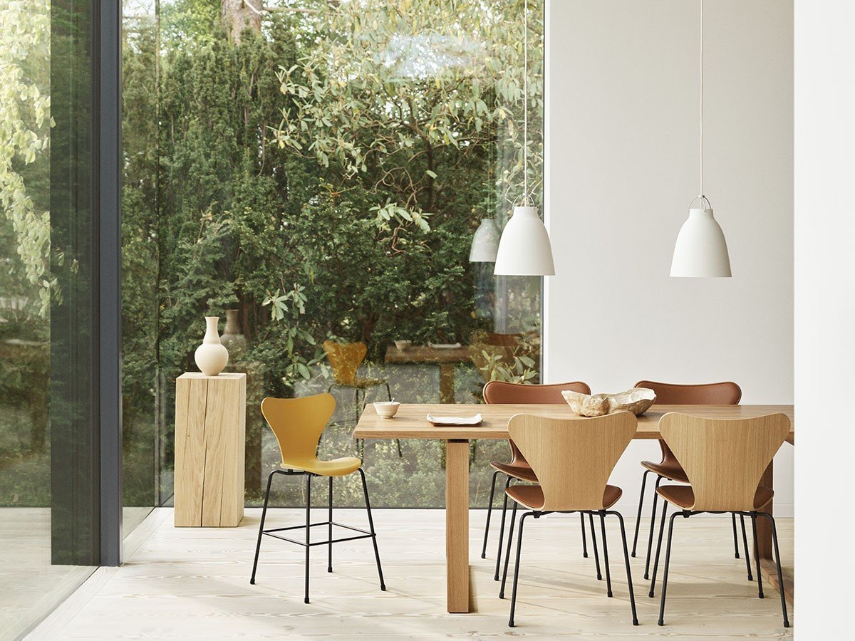 【フリッツ ハンセン/FRITZ HANSEN / GOODS】のSERIES 7 / セブンチェア フロントパディング 3107 人気、トレンドファッション・服の通販 founy(ファニー) 　ウッド　Wooden Design　シェイプ　Shape, Slim Fit　シルク　Silk, 100% Silk　ファブリック　Fabric, Textile　フォルム　Silhouette, Form　送料無料　Free Shipping　おすすめ　Recommended / Our Picks　ホーム・キャンプ・アウトドア・お取り寄せ　Home Living / Home & Lifestyle / Camping Gear / Outdoor Camping　家具・インテリア　Home Furniture & Interior. Stylish & Functional Living Spaces　チェア・椅子　Seating & Chairs　ダイニングチェア・木製チェア　Dining Chairs　other-6|ID: prp329100000001615 ipo3291000000031507487