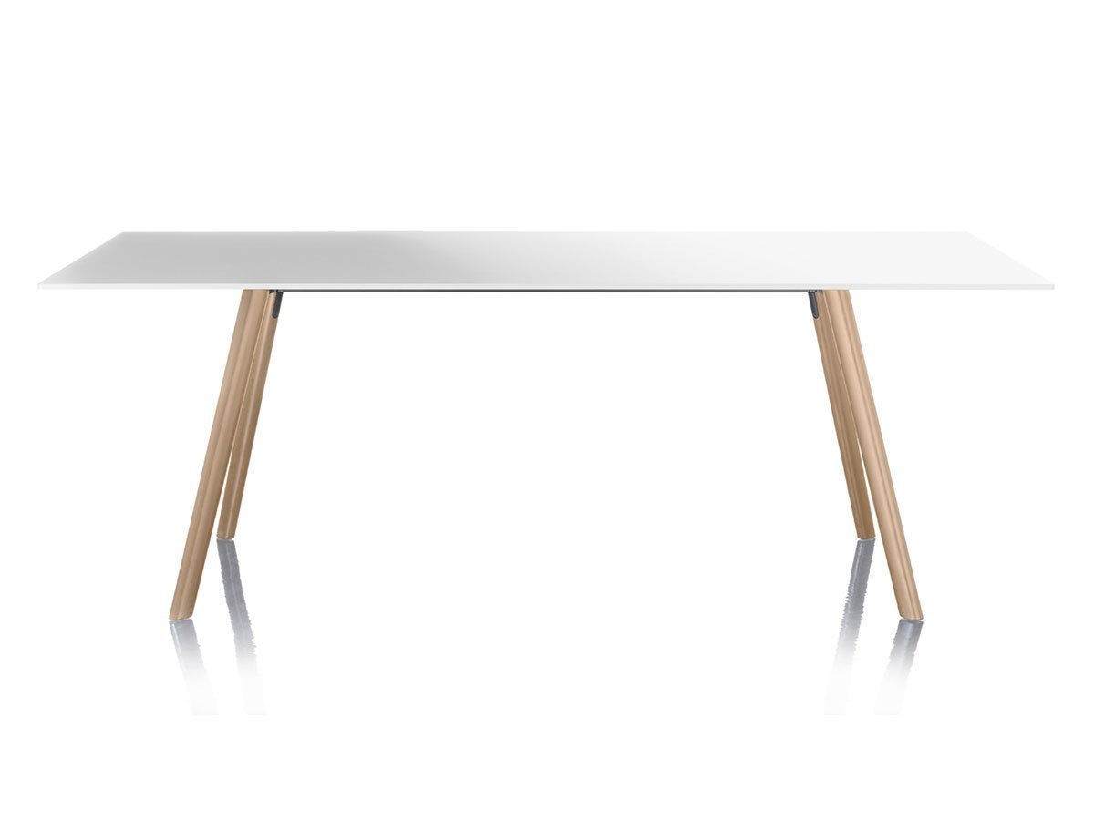 【マジス/MAGIS / GOODS】のPILO / ピロ テーブル インテリア・キッズ・メンズ・レディースファッション・服の通販 founy(ファニー) スタイリッシュ Stylish, Fashionable テーブル Table, Dining Table フレーム Frame, Outline モダン Modern, Contemporary ホーム・キャンプ・アウトドア・お取り寄せ Home Living / Home & Lifestyle / Camping Gear / Outdoor Camping 家具・インテリア Home Furniture & Interior. Stylish & Functional Living Spaces テーブル Dining, Coffee & Side Tables ダイニングテーブル・食卓テーブル Dining Tables ホワイト × ナチュラル脚、サイズ:幅200 × 奥行90cm|ID: prp329100000001660 ipo3291000000036860168