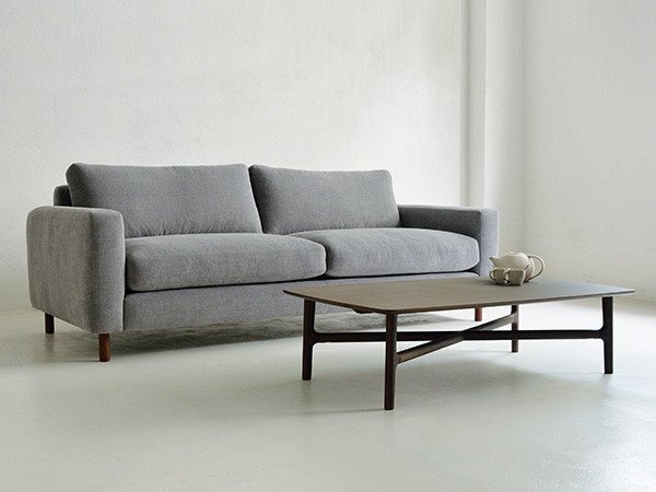 【ウドゥン ストーリーズ/WOODEN STORIES / GOODS】のPONTE sofa / ポンテ ソファ(木脚) インテリア・キッズ・メンズ・レディースファッション・服の通販 founy(ファウニー) 　クッション　Cushion, Throw Pillow　スタンダード　Standard, Basic　ファブリック　Fabric, Textile　フォルム　Silhouette, Form　定番　Standard, Basic Item　ホーム・キャンプ・アウトドア・お取り寄せ　Home Living / Home & Lifestyle / Camping Gear / Outdoor Camping　家具・インテリア　Home Furniture & Interior. Stylish & Functional Living Spaces　ソファー　Couches & Sofas　サイズ:幅215cm|ID: prp329100000001692 ipo3291000000037083780