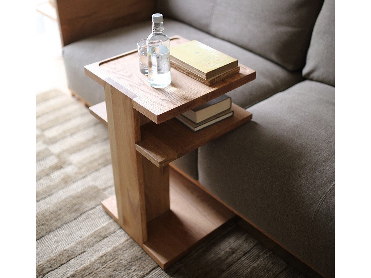 【ヒラシマ/HIRASHIMA / GOODS】のCARAMELLA Side Table 035 / カラメッラ サイドテーブル 035 インテリア・キッズ・メンズ・レディースファッション・服の通販 founy(ファニー) 　シンプル　Simple, Minimal　センター　Center, Center Line　テーブル　Table, Dining Table　フォルム　Silhouette, Form　ホーム・キャンプ・アウトドア・お取り寄せ　Home Living / Home & Lifestyle / Camping Gear / Outdoor Camping　家具・インテリア　Home Furniture & Interior. Stylish & Functional Living Spaces　テーブル　Dining, Coffee & Side Tables　サイドテーブル・ナイトテーブル　Side & End Tables　ウッド:オーク|ID: prp329100000001713 ipo3291000000036862023
