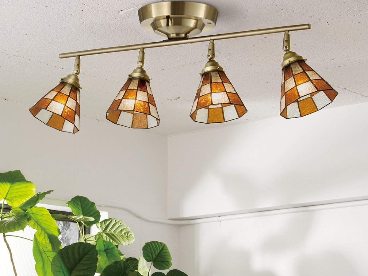 【フライミー ファクトリー/FLYMEe Factory / GOODS】のCUSTOM SERIES 4 Ceiling Lamp × Stained Glass Checker / カスタムシリーズ 4灯シーリングランプ × ステンドグラス(チェッカー) インテリア・キッズ・メンズ・レディースファッション・服の通販 founy(ファニー) 　送料無料　Free Shipping　イエロー　Yellow　オレンジ　Orange　ハンド　Hand　ホーム・キャンプ・アウトドア・お取り寄せ　Home,Garden,Outdoor,Camping Gear　家具・インテリア　Furniture　ライト・照明　Lighting & Light Fixtures　シーリングライト　Ceiling Light　器具本体:ゴールド|ID: prp329100000001882 ipo3291000000031837692