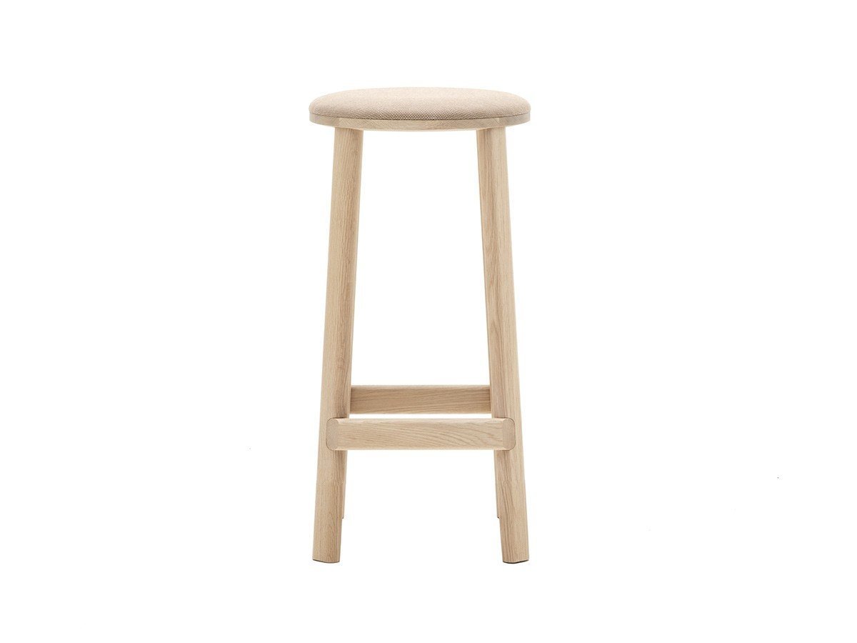 【カリモクニュースタンダード/KARIMOKU NEW STANDARD / GOODS】のARCHIVE BARSTOOL PAD LOW / アーカイブ バースツール パッド ロー 人気、トレンドファッション・服の通販 founy(ファニー) 　送料無料　Free Shipping　ホーム・キャンプ・アウトドア・お取り寄せ　Home Living / Home & Lifestyle / Camping Gear / Outdoor Camping　家具・インテリア　Home Furniture & Interior. Stylish & Functional Living Spaces　チェア・椅子　Seating & Chairs　スツール・バースツール　Stools & Bar Stools　ホーム・キャンプ・アウトドア・お取り寄せ　Home Living / Home & Lifestyle / Camping Gear / Outdoor Camping　家具・インテリア　Home Furniture & Interior. Stylish & Functional Living Spaces　チェア・椅子　Seating & Chairs　カウンターチェア・ハイチェア　Bar Stools / High Stools　other-2|ID: prp329100000001994 ipo3291000000031546966