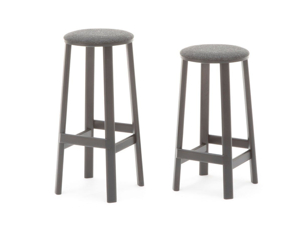 【カリモクニュースタンダード/KARIMOKU NEW STANDARD / GOODS】のARCHIVE BARSTOOL PAD LOW / アーカイブ バースツール パッド ロー 人気、トレンドファッション・服の通販 founy(ファニー) 　送料無料　Free Shipping　ホーム・キャンプ・アウトドア・お取り寄せ　Home Living / Home & Lifestyle / Camping Gear / Outdoor Camping　家具・インテリア　Home Furniture & Interior. Stylish & Functional Living Spaces　チェア・椅子　Seating & Chairs　スツール・バースツール　Stools & Bar Stools　ホーム・キャンプ・アウトドア・お取り寄せ　Home Living / Home & Lifestyle / Camping Gear / Outdoor Camping　家具・インテリア　Home Furniture & Interior. Stylish & Functional Living Spaces　チェア・椅子　Seating & Chairs　カウンターチェア・ハイチェア　Bar Stools / High Stools　other-3|ID: prp329100000001994 ipo3291000000031546967