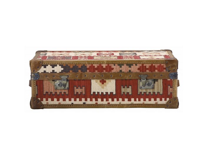 【ハロ/HALO / GOODS】のWATSON MEDIUM TRUNK KILIM / ワトソン ミディアム トランク(キリム) インテリア・キッズ・メンズ・レディースファッション・服の通販 founy(ファニー) https://founy.com/ 送料無料 Free Shipping クッション Cushion, Throw Pillow スタンド Stand Collar, Upright Stand テーブル Table, Dining Table ブランケット Blanket, Throw Blanket ボックス Boxy, Box Shape 人気 Popular, Best Seller ホーム・キャンプ・アウトドア・お取り寄せ Home Living / Home & Lifestyle / Camping Gear / Outdoor Camping 家具・インテリア Home Furniture & Interior. Stylish & Functional Living Spaces テーブル Dining, Coffee & Side Tables ローテーブル・センターテーブル Coffee & Center Tables |ID: prp329100000002020 ipo3291000000030198568