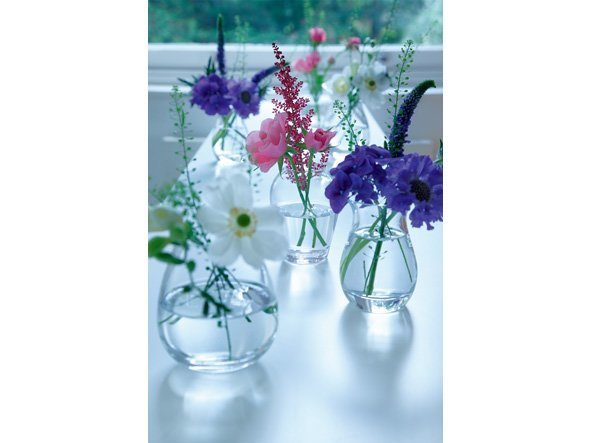 【エルエスエー インターナショナル/LSA international / GOODS】のFLOWER MINI TABLE VASE / フラワーミニ テーブル ベース 人気、トレンドファッション・服の通販 founy(ファニー) 　テーブル　Table, Dining Table　フォルム　Silhouette, Form　フラワー　Flower, Floral　エレガント 上品　Elegant　ホーム・キャンプ・アウトドア・お取り寄せ　Home Living / Home & Lifestyle / Camping Gear / Outdoor Camping　家具・インテリア　Home Furniture & Interior. Stylish & Functional Living Spaces　その他 インテリア雑貨、家具　Home Decor & Furniture Extras　other-4|ID: prp329100000002156 ipo3291000000031526474