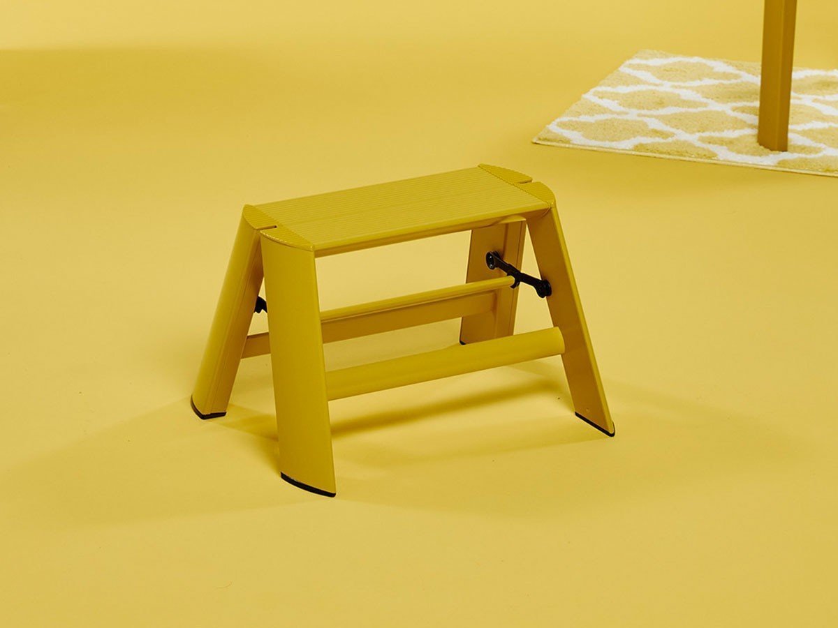 【ルカーノ/Lucano / GOODS】のStep stool 1-step / ステップスツール ワンステップ インテリア・キッズ・メンズ・レディースファッション・服の通販 founy(ファニー) 　送料無料　Free Shipping　おすすめ　Recommended / Our Picks　フォルム　Silhouette, Form　ホーム・キャンプ・アウトドア・お取り寄せ　Home Living / Home & Lifestyle / Camping Gear / Outdoor Camping　家具・インテリア　Home Furniture & Interior. Stylish & Functional Living Spaces　その他 インテリア雑貨、家具　Home Decor & Furniture Extras　マスタードイエロー|ID: prp329100000002299 ipo3291000000030168578