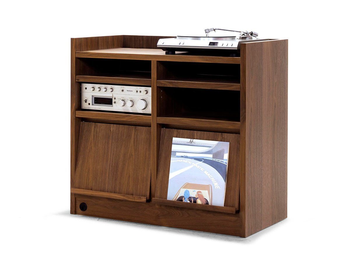 【マスターウォール/MASTERWAL / GOODS】のKOROVA DJ BOOTH / コローバ DJブース インテリア・キッズ・メンズ・レディースファッション・服の通販 founy(ファニー) 雑誌 Magazine, Fashion Magazine ホーム・キャンプ・アウトドア・お取り寄せ Home Living / Home & Lifestyle / Camping Gear / Outdoor Camping 家具・インテリア Home Furniture & Interior. Stylish & Functional Living Spaces 収納家具・キャビネット Storage Furniture 収納キャビネット・扉付き棚 Cabinet / Storage Cabinet ウッド:ウォールナット、タイプ:2列(幅101cm)、奥行:47cm|ID: prp329100000002328 ipo3291000000036775922