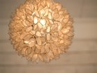 【カジャ/KAJA / GOODS】のShell Flower Lamp / シェル フラワーランプ Lサイズ 100%天然素材のシェルを使い、手作業で一つ一つ作られています。|ID: prp329100000002376 ipo3291000000026637993