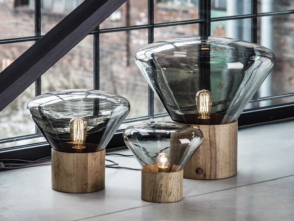 【ブロッキス/BROKIS / GOODS】のMUFFINS / マフィン インテリア・キッズ・メンズ・レディースファッション・服の通販 founy(ファニー) 　エレガント 上品　Elegant　ガラス　Glass, Glassware　スタンド　Stand Collar, Upright Stand　フランス　France, French　ボヘミアン　Bohemian, Ethnic Style　モチーフ　Motif, Design Theme　送料無料　Free Shipping　ホーム・キャンプ・アウトドア・お取り寄せ　Home Living / Home & Lifestyle / Camping Gear / Outdoor Camping　家具・インテリア　Home Furniture & Interior. Stylish & Functional Living Spaces　ライト・照明　Lamps & Lighting Fixtures　フロアランプ・スタンドライト　Floor Lamp / Standing Lamp　スモークグレイ × ヨーロピアンオーク、サイズ:(左から)マフィン M、S、L|ID: prp329100000002501 ipo3291000000036848421