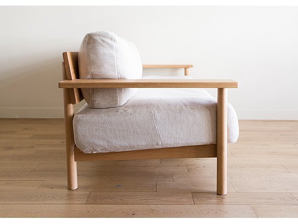【イデー/IDEE / GOODS】のDIMANCHE SOFA(3) / ディモンシュ ソファ(3)張地オーダー品 インテリア・キッズ・メンズ・レディースファッション・服の通販 founy(ファニー) 　クッション　Cushion　フェザー　Feather　フレーム　Flame　リラックス　Relax　ホーム・キャンプ・アウトドア・お取り寄せ　Home,Garden,Outdoor,Camping Gear　家具・インテリア　Furniture　ソファー　Sofa　たっぷりと奥行があり、リラックス感のある座り心地です。|ID: prp329100000002629 ipo3291000000030213514