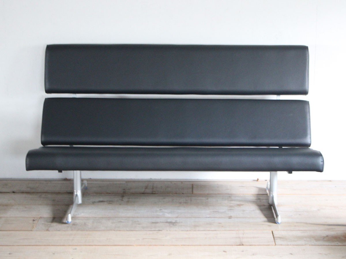 【スウィッチ/SWITCH / GOODS】のLabo / ラボ インテリア・キッズ・メンズ・レディースファッション・服の通販 founy(ファニー) 　クッション　Cushion, Throw Pillow　シンプル　Simple, Minimal　リラックス　Relax, Relaxed Fit　ホーム・キャンプ・アウトドア・お取り寄せ　Home Living / Home & Lifestyle / Camping Gear / Outdoor Camping　家具・インテリア　Home Furniture & Interior. Stylish & Functional Living Spaces　その他 インテリア雑貨、家具　Home Decor & Furniture Extras　張地:L-1 プレザント ブラック(Cシリーズ)|ID: prp329100000002666 ipo3291000000036418826