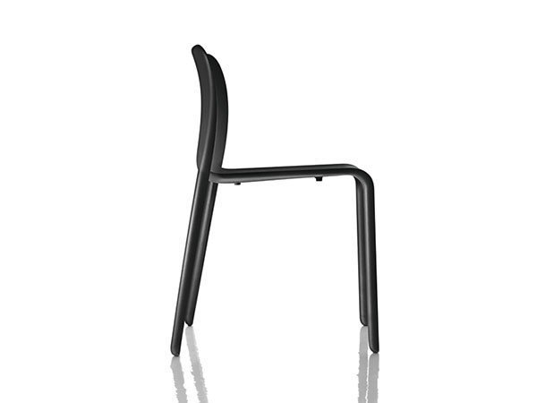 【マジス/MAGIS / GOODS】のCHAIR FIRST / チェア ファースト インテリア・キッズ・メンズ・レディースファッション・服の通販 founy(ファニー) 　送料無料　Free Shipping　グラス　Glass, Eyewear　シンプル　Simple, Minimal　フォルム　Silhouette, Form　ベスト　Vest, Waistcoat　モダン　Modern, Contemporary　軽量　Lightweight, Ultra Light　ホーム・キャンプ・アウトドア・お取り寄せ　Home Living / Home & Lifestyle / Camping Gear / Outdoor Camping　家具・インテリア　Home Furniture & Interior. Stylish & Functional Living Spaces　チェア・椅子　Seating & Chairs　ダイニングチェア・木製チェア　Dining Chairs　ブラック|ID: prp329100000002753 ipo3291000000036801579