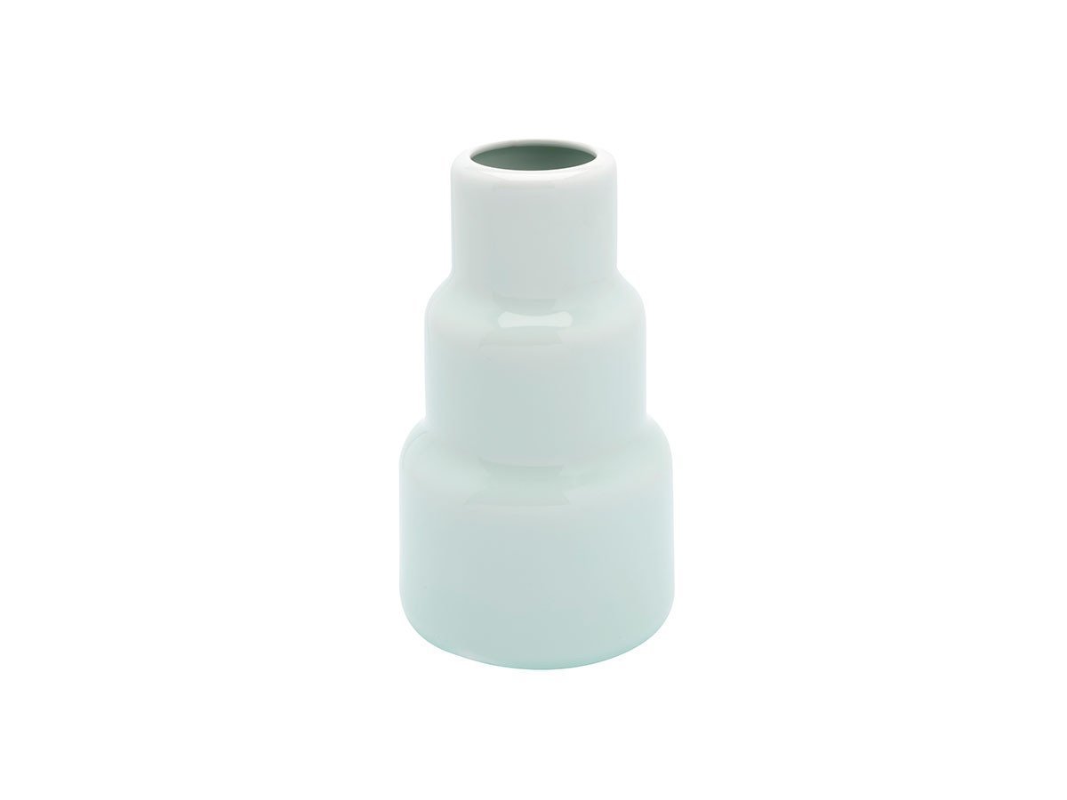 【イチロクイチロクアリタジャパン/1616 / arita japan / GOODS】の1616 / S&B “Colour Porcelain” S&B Vase Low / 1616 / S&B “カラーポーセリン” S&B ベース ロウ インテリア・キッズ・メンズ・レディースファッション・服の通販 founy(ファニー) 　送料無料　Free Shipping　テーブル　Table　フラワー　Flower　ホーム・キャンプ・アウトドア・お取り寄せ　Home,Garden,Outdoor,Camping Gear　家具・インテリア　Furniture　その他 インテリア雑貨、家具　Furniture, Interior, Others　ライトブルー|ID: prp329100000002767 ipo3291000000030237299