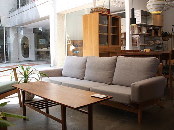 【グリニッチ オリジナル ファニチャー/greeniche original furniture / GOODS】のnewnormal Low Sofa 3P / ニューノーマル ローソファ 3P インテリア・キッズ・メンズ・レディースファッション・服の通販 founy(ファニー) 　アンティーク　Antique-Inspired　ウッド　Wooden Design　オイル　Body Oil　ヴィンテージ　Vintage Style　クッション　Cushion, Throw Pillow　人気　Popular, Best Seller　バランス　Balance, Style Balance　ビンテージ　Vintage, Retro Style　フィット　Fit, Slim Fit　フェザー　Feather, Feather Detail　フレーム　Frame, Outline　リラックス　Relax, Relaxed Fit　おすすめ　Recommended / Our Picks　ホーム・キャンプ・アウトドア・お取り寄せ　Home Living / Home & Lifestyle / Camping Gear / Outdoor Camping　家具・インテリア　Home Furniture & Interior. Stylish & Functional Living Spaces　ソファー　Couches & Sofas　|ID: prp329100000002791 ipo3291000000036853890