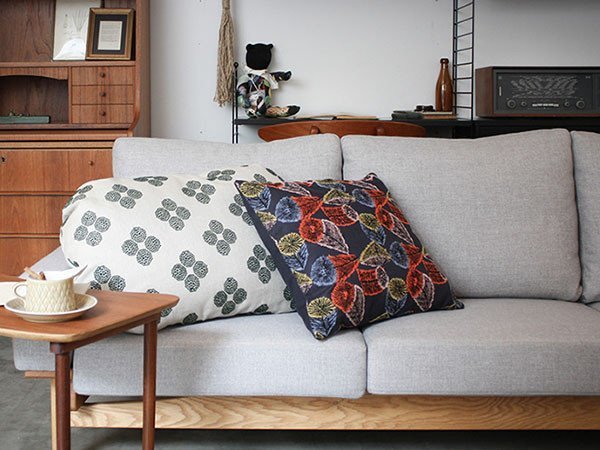 【グリニッチ オリジナル ファニチャー/greeniche original furniture / GOODS】のnewnormal Low Sofa 3P / ニューノーマル ローソファ 3P インテリア・キッズ・メンズ・レディースファッション・服の通販 founy(ファニー) 　アンティーク　Antique-Inspired　ウッド　Wooden Design　オイル　Body Oil　ヴィンテージ　Vintage Style　クッション　Cushion, Throw Pillow　人気　Popular, Best Seller　バランス　Balance, Style Balance　ビンテージ　Vintage, Retro Style　フィット　Fit, Slim Fit　フェザー　Feather, Feather Detail　フレーム　Frame, Outline　リラックス　Relax, Relaxed Fit　おすすめ　Recommended / Our Picks　ホーム・キャンプ・アウトドア・お取り寄せ　Home Living / Home & Lifestyle / Camping Gear / Outdoor Camping　家具・インテリア　Home Furniture & Interior. Stylish & Functional Living Spaces　ソファー　Couches & Sofas　|ID: prp329100000002791 ipo3291000000036853892