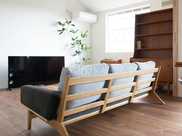 【グリニッチ オリジナル ファニチャー/greeniche original furniture / GOODS】のnewnormal Low Sofa 3P / ニューノーマル ローソファ 3P インテリア・キッズ・メンズ・レディースファッション・服の通販 founy(ファニー) 　アンティーク　Antique-Inspired　ウッド　Wooden Design　オイル　Body Oil　ヴィンテージ　Vintage Style　クッション　Cushion, Throw Pillow　人気　Popular, Best Seller　バランス　Balance, Style Balance　ビンテージ　Vintage, Retro Style　フィット　Fit, Slim Fit　フェザー　Feather, Feather Detail　フレーム　Frame, Outline　リラックス　Relax, Relaxed Fit　おすすめ　Recommended / Our Picks　ホーム・キャンプ・アウトドア・お取り寄せ　Home Living / Home & Lifestyle / Camping Gear / Outdoor Camping　家具・インテリア　Home Furniture & Interior. Stylish & Functional Living Spaces　ソファー　Couches & Sofas　|ID: prp329100000002791 ipo3291000000036853896