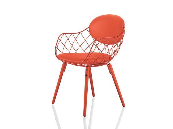 【マジス/MAGIS / GOODS】のPINA / ピーニャ アームチェア ファブリック オーバルクッション × 塗装脚(クヴァドラ スティールカット) インテリア・キッズ・メンズ・レディースファッション・服の通販 founy(ファニー) 　送料無料　Free Shipping　ウッド　Wooden Design　オーバル　Oval Design　クッション　Cushion, Throw Pillow　ファブリック　Fabric, Textile　フレーム　Frame, Outline　ワイヤー　Wire, Wired Bra　ホーム・キャンプ・アウトドア・お取り寄せ　Home Living / Home & Lifestyle / Camping Gear / Outdoor Camping　家具・インテリア　Home Furniture & Interior. Stylish & Functional Living Spaces　チェア・椅子　Seating & Chairs　ダイニングチェア・木製チェア　Dining Chairs　ホーム・キャンプ・アウトドア・お取り寄せ　Home Living / Home & Lifestyle / Camping Gear / Outdoor Camping　家具・インテリア　Home Furniture & Interior. Stylish & Functional Living Spaces　チェア・椅子　Seating & Chairs　アームチェア・アクセントチェア　Armchairs & Accent Chairs　コーラルレッド|ID: prp329100000002881 ipo3291000000034899079