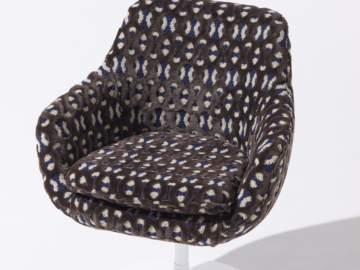 【スウィッチ/SWITCH / GOODS】のCosmic Chair Caster Type / コスミックチェア キャスタータイプ インテリア・キッズ・メンズ・レディースファッション・服の通販 founy(ファニー) 　送料無料　Free Shipping　おすすめ　Recommend　フォルム　Form　ホーム・キャンプ・アウトドア・お取り寄せ　Home,Garden,Outdoor,Camping Gear　家具・インテリア　Home Furniture & Interior. Stylish & Functional Living Spaces　チェア・椅子　Chair　オフィスチェア・デスクチェア　Office Chair/Desk Chair　張地:F-23 モコ ブラウン(Wシリーズ)|ID: prp329100000002892 ipo3291000000030219279
