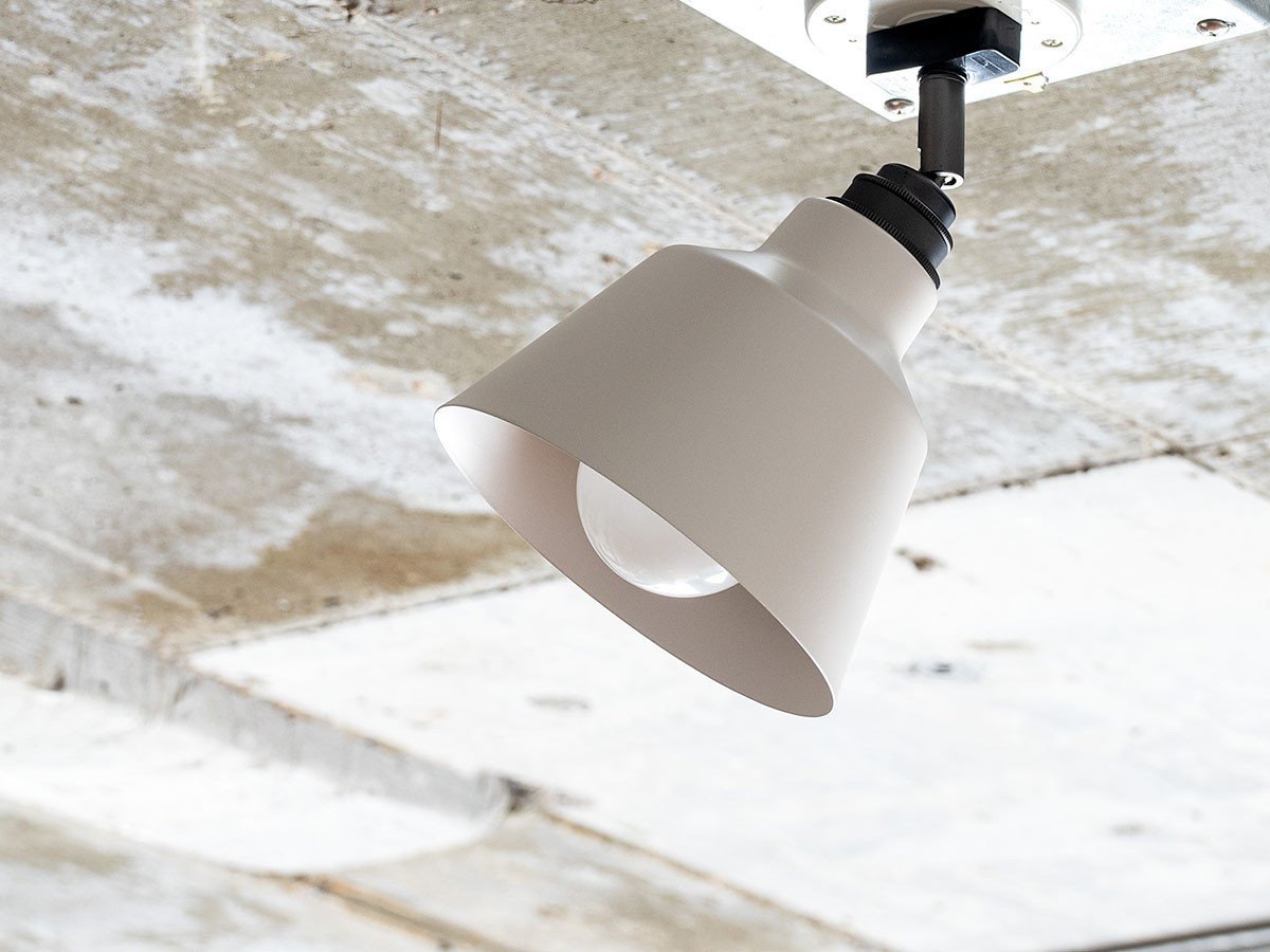 【フライミーパーラー/FLYMEe Parlor / GOODS】のSpot Light / スポットライト 引掛けシーリング仕様 #105496 インテリア・キッズ・メンズ・レディースファッション・服の通販 founy(ファニー) 　バランス　Balance, Style Balance　メタリック　Metallic, Shiny Finish　リラックス　Relax, Relaxed Fit　ホーム・キャンプ・アウトドア・お取り寄せ　Home Living / Home & Lifestyle / Camping Gear / Outdoor Camping　家具・インテリア　Home Furniture & Interior. Stylish & Functional Living Spaces　ライト・照明　Lamps & Lighting Fixtures　本体ブラック、シェードホワイト|ID: prp329100000002914 ipo3291000000036470130