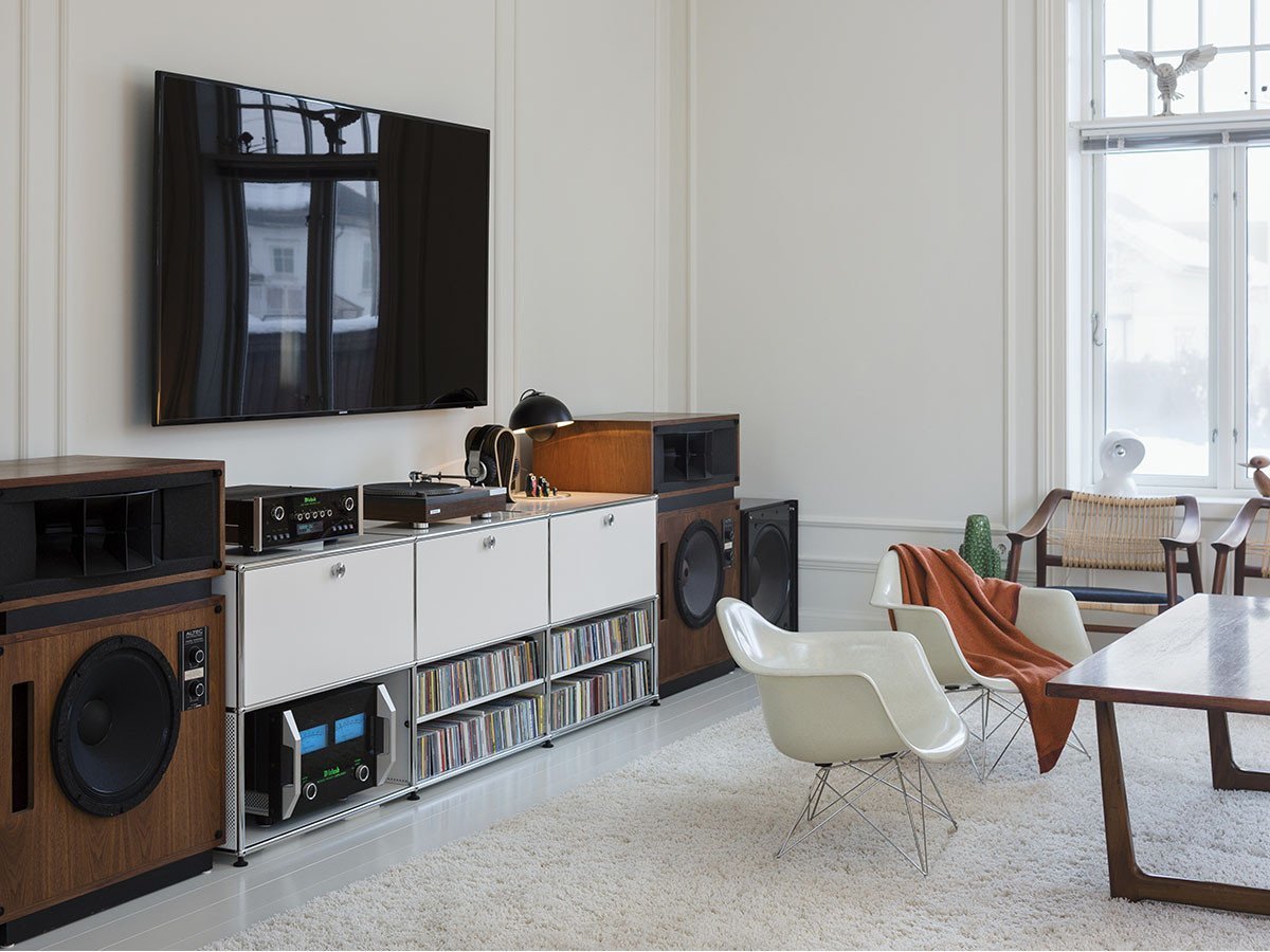 【ユーエスエム/USM / GOODS】のUSM Haller TV Board / USMハラー テレビボード W / D / H:1523 / 373 / 390mm ドロップダウンドア × 1、ディバイダーシェルフ × 1 インテリア・キッズ・メンズ・レディースファッション・服の通販 founy(ファニー) 　コレクション　Collection　シンプル　Simple　スタイリッシュ　Stylish　ニューヨーク　New York　ボックス　Box　おすすめ　Recommend　ホーム・キャンプ・アウトドア・お取り寄せ　Home,Garden,Outdoor,Camping Gear　家具・インテリア　Furniture　テレビボード・テレビ台　TV Stand　テレビボード　Tv Board　参考イメージ|ID: prp329100000002950 ipo3291000000030168484