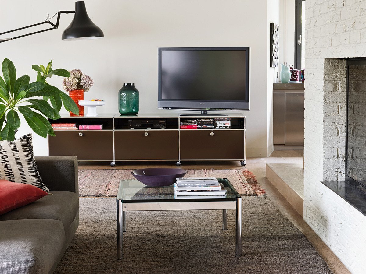 【ユーエスエム/USM / GOODS】のUSM Haller TV Board / USMハラー テレビボード W / D / H:1523 / 373 / 390mm ドロップダウンドア × 1、ディバイダーシェルフ × 1 インテリア・キッズ・メンズ・レディースファッション・服の通販 founy(ファニー) 　コレクション　Collection　シンプル　Simple　スタイリッシュ　Stylish　ニューヨーク　New York　ボックス　Box　おすすめ　Recommend　ホーム・キャンプ・アウトドア・お取り寄せ　Home,Garden,Outdoor,Camping Gear　家具・インテリア　Furniture　テレビボード・テレビ台　TV Stand　テレビボード　Tv Board　参考イメージ|ID: prp329100000002950 ipo3291000000030168497