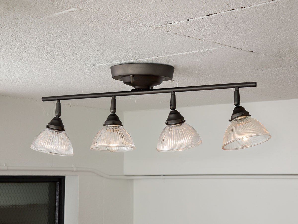 【フライミー ファクトリー/FLYMEe Factory / GOODS】のCUSTOM SERIES 4 Ceiling Lamp × Diner S / カスタムシリーズ 4灯シーリングランプ × ダイナーS インテリア・キッズ・メンズ・レディースファッション・服の通販 founy(ファウニー) 　送料無料　Free Shipping　ガラス　Glass, Glassware　シンプル　Simple, Minimal　スリット　Slit, Slit Detail　モチーフ　Motif, Design Theme　ホーム・キャンプ・アウトドア・お取り寄せ　Home Living / Home & Lifestyle / Camping Gear / Outdoor Camping　家具・インテリア　Home Furniture & Interior. Stylish & Functional Living Spaces　ライト・照明　Lamps & Lighting Fixtures　シーリングライト・天井照明　Ceiling Light / Flush Mount Light　器具本体:ビンテージメタル|ID: prp329100000002979 ipo3291000000037074883